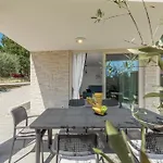 Sun Flower Villa