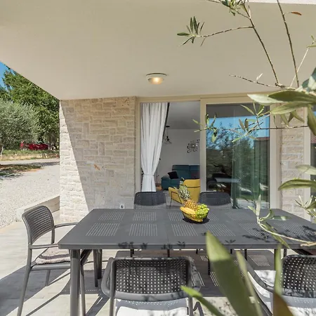 Βίλα Sun Flower *