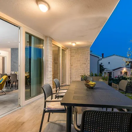 Sun Flower Villa